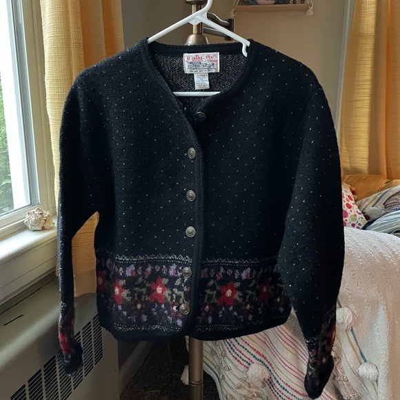 Vintage black and floral wool button down sweater - Picture 5 of 12